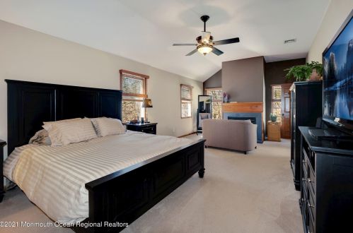 6 Cedar Ct, Jackson Twp NJ  08527-1161 exterior