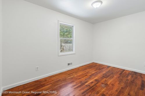 1320 Stark St, Lakewood NJ  08701-6063 exterior