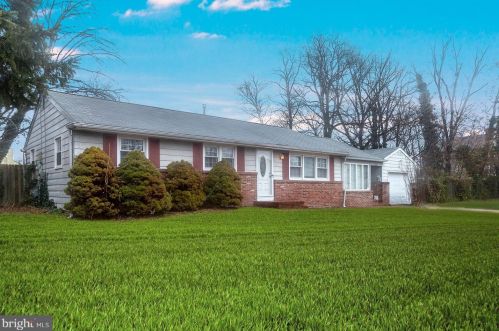 619 9th Ave, Pine Hill, NJ 08021-3713