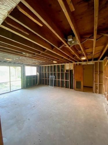 1109 Columbia, Deer Park TX  77536-6513 exterior