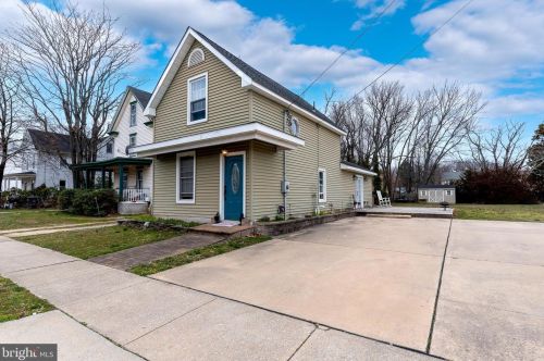 12 Catawba Ave, Newfield, NJ 08344-9510
