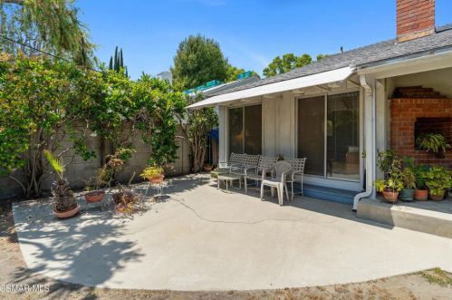 12622 Sarah St, North Hollywood CA  91604-1115 exterior