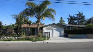 542 Townsite Dr, Vista, CA 92084-4418