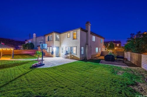 34652 Boros Blvd, Beaumont CA  92223-7466 exterior