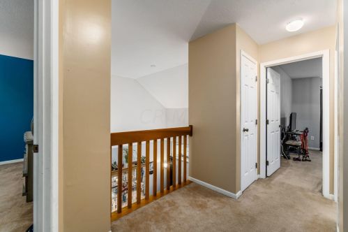 306 Preswicke Ml, Blacklick OH  43004-8462 exterior