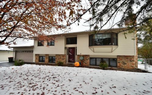 139 Carol Ln, Red Wing, MN 55066-1701
