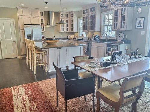 814 Beaver St, Sewickley PA  15143-1746 exterior
