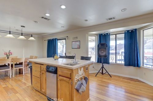 5089 Meadow Lark Ln, Lake Nacimiento CA  93446-4261 exterior