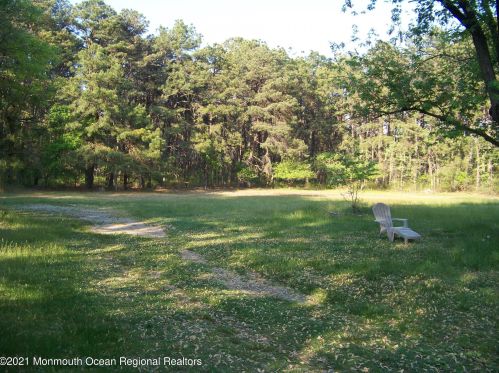 2212 Lacey Rd, Lacey NJ  08731-5809 exterior