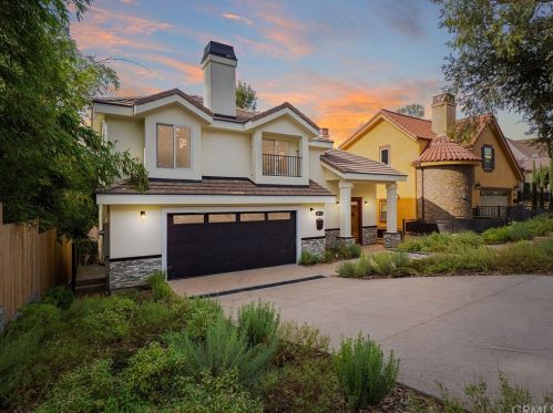 1213 Frances Ave, Fullerton, CA 92831-1806