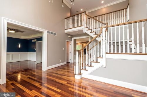 10 Devonshires Ct, Blue Bell PA  19422-2560 exterior