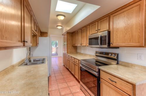 175 Calle Del Diablo, Green Valley AZ 85614-3211 exterior