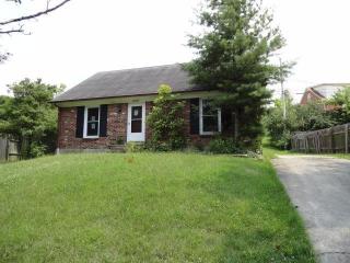 990 Fairhaven Dr, Lexington, KY 40515-5522