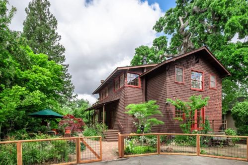 119 Grand St, Redwood City, CA 94062-1631