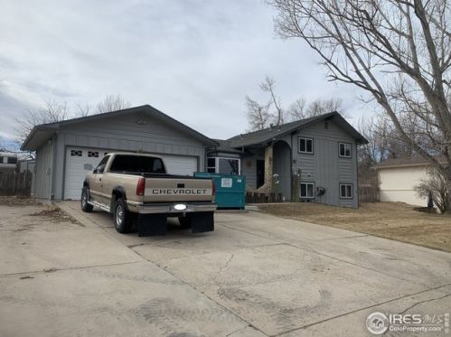 325 Diamond Dr, Fort Collins, CO 80525-4208