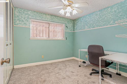 4136 Strathmore Way, North Highlands CA  95660-2853 exterior