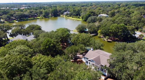 1580 Aztec Ln, Mount Pleasant SC 29464 exterior