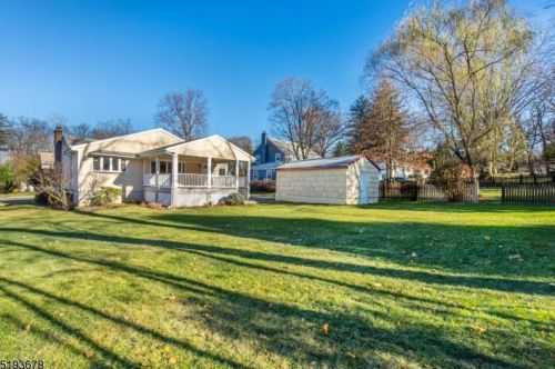 40 Jacobus Ave, Little Falls NJ  07424-2305 exterior