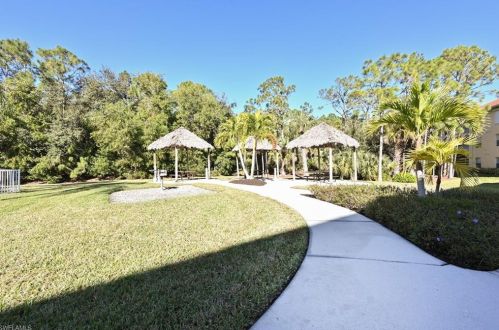 9185 Celeste Dr, Naples FL  34113-3091 exterior