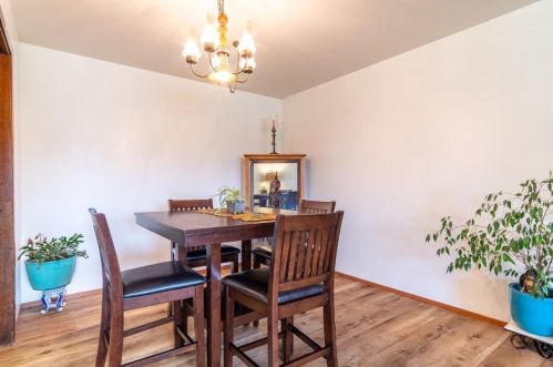 105 Daffodil Dr, Hollister CA  95023-3103 exterior