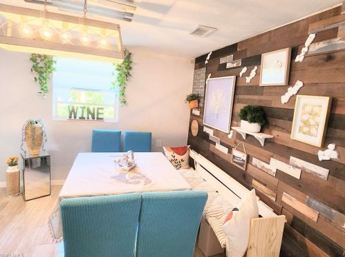 10822 Palmetto St, Riverview FL  33569-5173 exterior