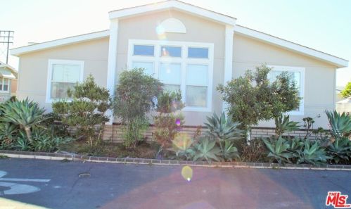 8681 Katella Ave, Stanton, CA 90680-2708