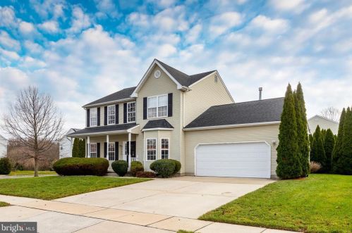 125 Juniper Ln, Auburn, NJ 08085-4042