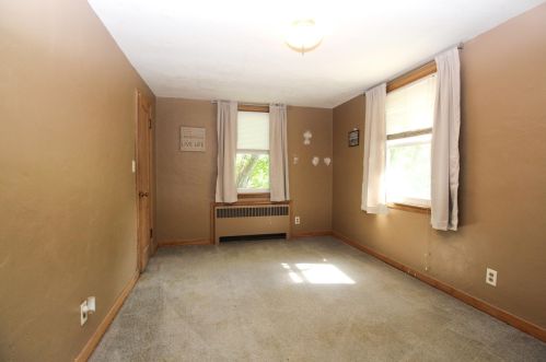 818 Jefferson St, Alex MN  56308-1824 exterior