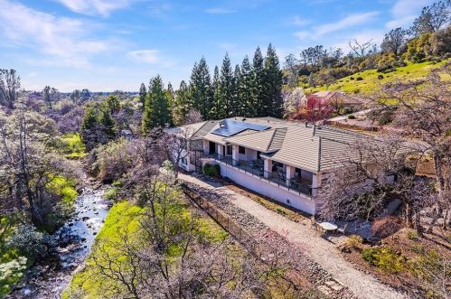 3383 Canyon Oaks Ter, Chico CA  95928-4029 exterior