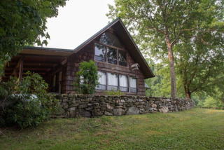 349 Little Ellijay Cir, Franklin, NC 28734-9539