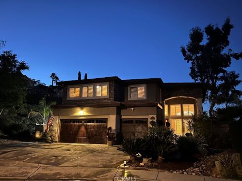 1 Corte Lateuza, Lake Elsinore, CA 92532-0210