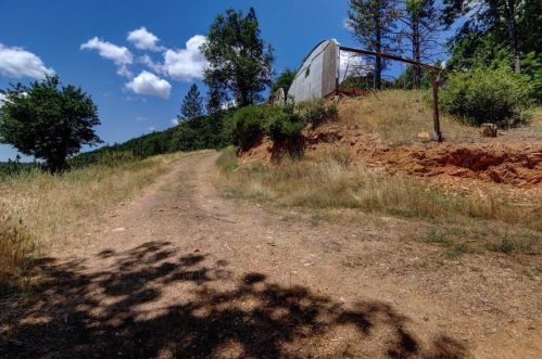 19121 Greenhorn Rd, Grass Valley CA  95945-8627 exterior