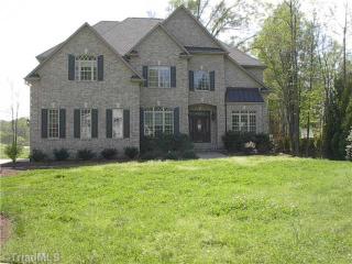 6103 Obriant Ct, Greensboro, NC 27410-8606