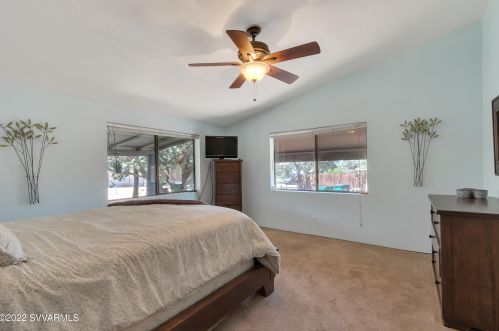 2060 Grasshopper Ln, Sedona AZ 86336-4556 exterior