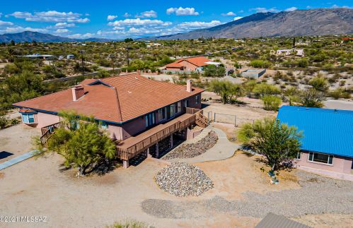 10670 Escalante Rd, Tucson, AZ 85730-5531