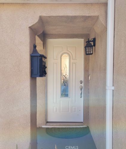7029 Eastondale Ave, Long Beach, CA 90805-1041