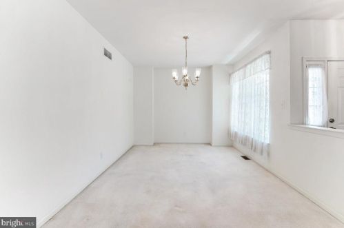 808 Phipps Woods Ct, Glen Mills PA  19342-2243 exterior