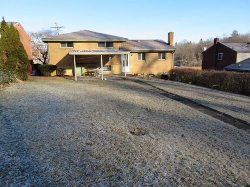 5008 Aspen St, Pittsburgh, PA 15122-1235