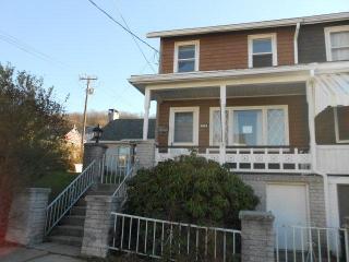 258 Bertsch St, Lansford, PA 18232-2105