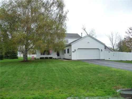109 Patrician Ln, Paddy Hill, NY 13615-7733