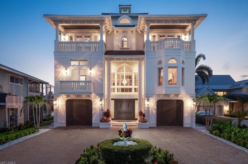 217 Bayfront Dr, Bonita Springs, FL 34134-8548
