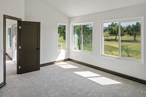 4792 Galicia Way, Oceanside CA  92056-5122 exterior