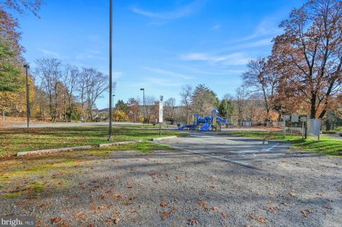 594 Valley Rd, Primrose PA  17901-8852 exterior