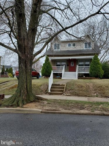 413 Free St, Ridley Park, PA 19078-2906