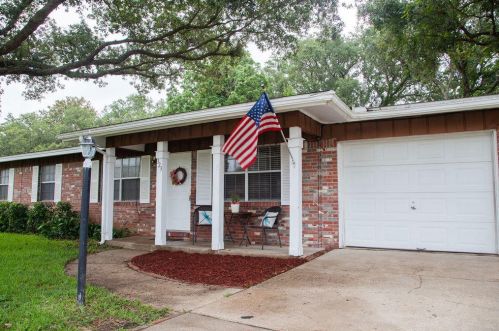 323 Victoria Ave, Fort Walton Beach, FL 32548-4613