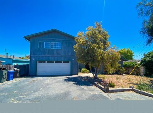 313 Fair Oaks Ave, Pismo Beach, CA 93420-4017