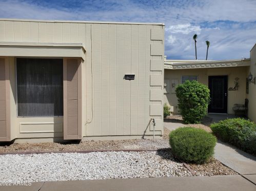 17446 105th Ave, Sun City, AZ 85373-1922