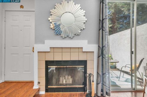 7294 Cronin Cir, Pleasanton CA  94568-2332 exterior