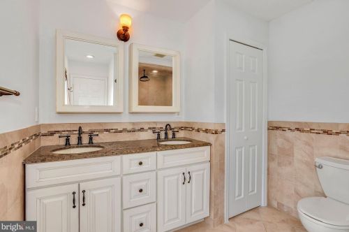 142 Laurel Trl, Swedesboro NJ  08085-4074 exterior