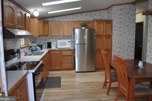 94 Vasilios Dr, Carlisle PA  17015-9012 exterior